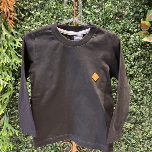 Camiseta meia estação preta